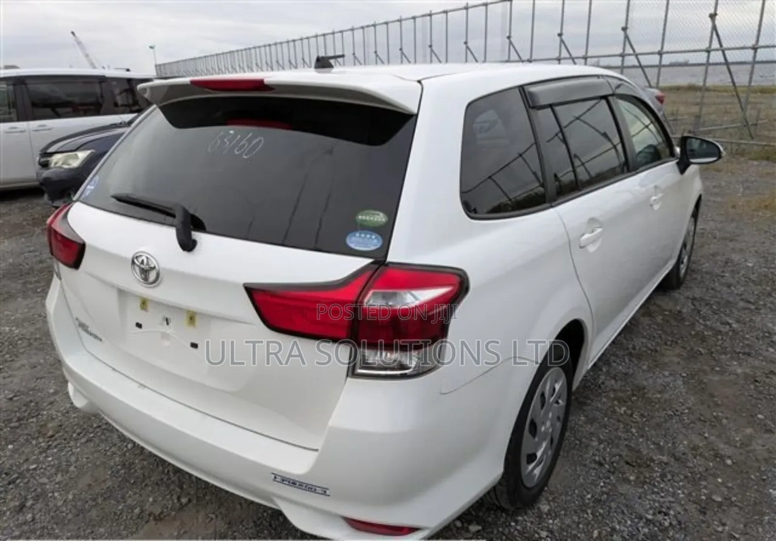 Toyota Corolla Fielder 2018 White
