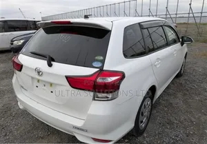 Toyota Corolla Fielder 2018 White