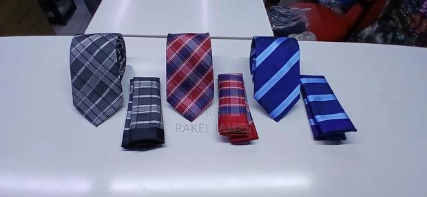 Checked Ties With Pocket Square - thumbnail 2