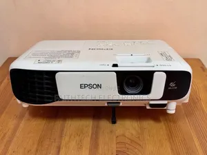 Epson Classroom Display Projector – Clear Text Images