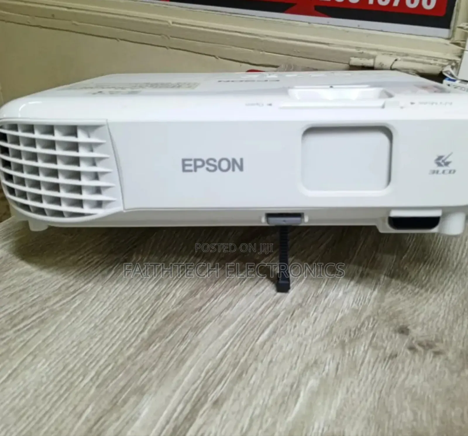 Teaching Projector for CBC Smart Lessons Epson Eb S05