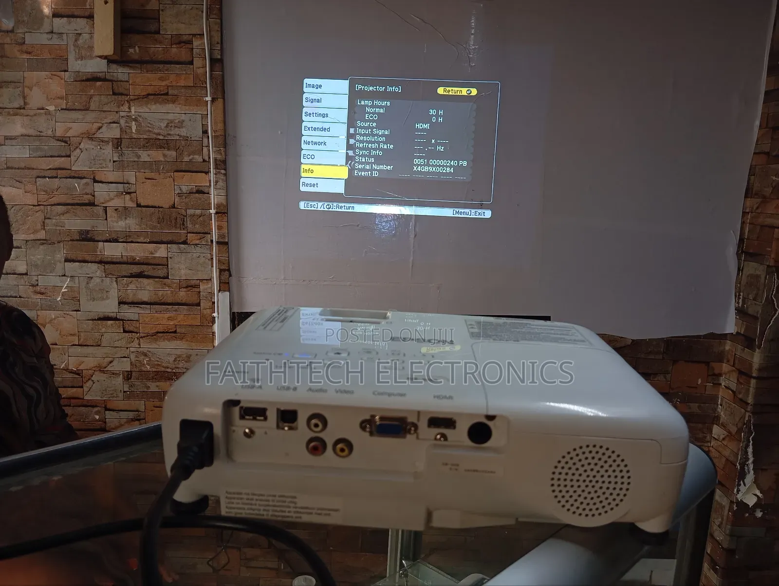 Teaching Projector for CBC Smart Lessons Epson Eb S05