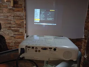Teaching Projector for CBC Smart Lessons Epson Eb S05