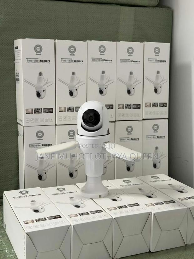 E27-3 Fan Bulb Camera