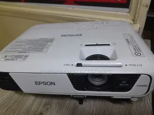 School Projector -Visual Learning Projector for Modern Schools