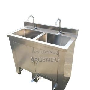 Locally Made Theatre Scrub Sink - thumbnail 2