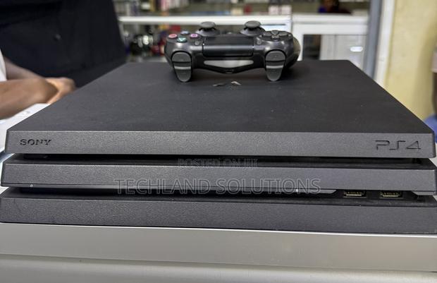 Second Hand Working Perfectly Sony Playstation 4 Pro - thumbnail 3