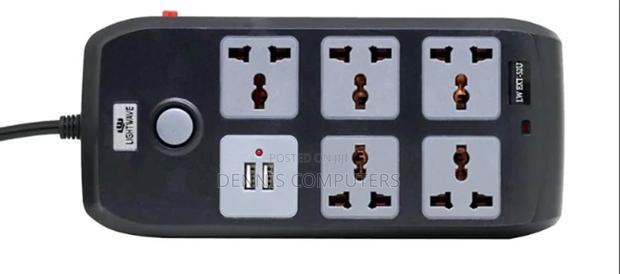 Lw Ext 52u - Extension Socket - 3p / 5 Way + 2 Usb Fast Charging (2.1