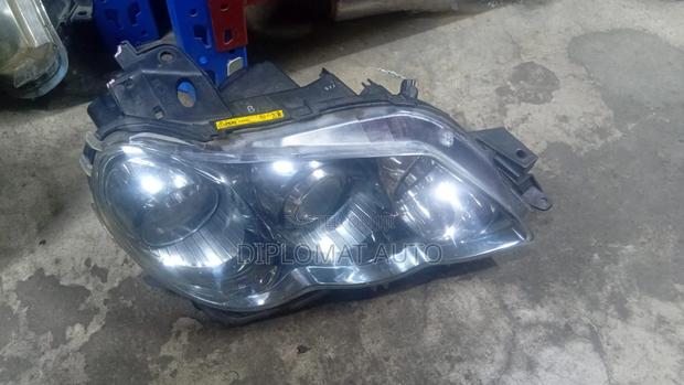 Mark X 2006 Headlight Xenon