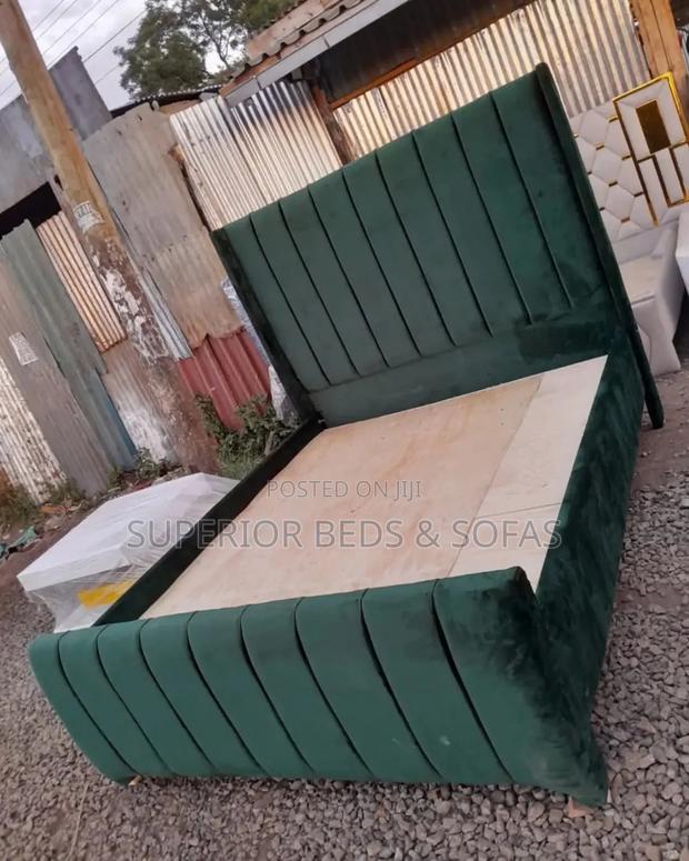 Vertical Panel Bed Size 5 by 6 - main view