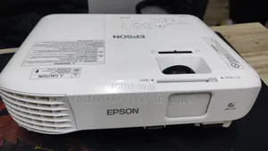 School Multimedia Projector – Budget Friendly