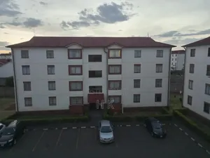 3bdrm Apartment in Nyayo Estate for rent
