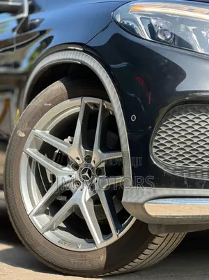 Mercedes-Benz GLC-Class 2019 Black