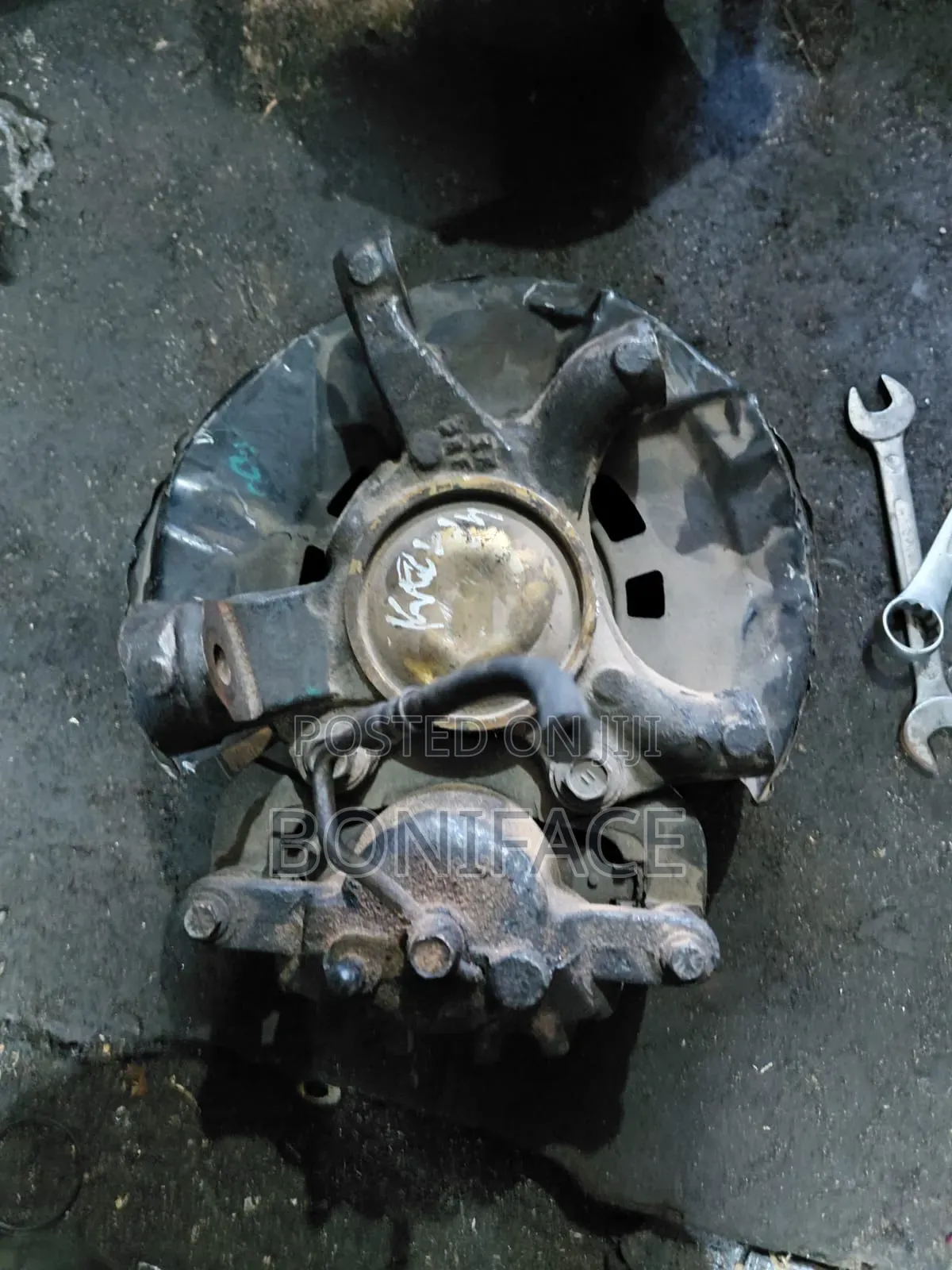 Complete Fron Hurb for Toyota Vigo