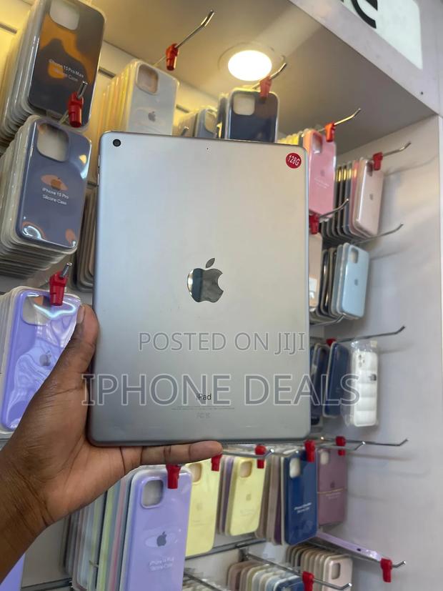 Apple iPad 9.7 128 GB Silver - thumbnail 4