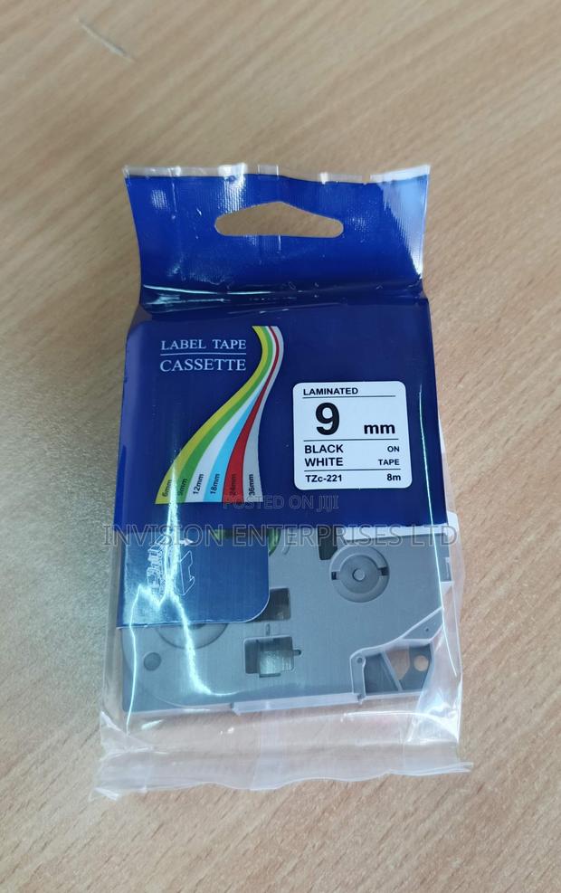 Brother Compatible Tz2-221 9mm X Black on White Label Tape - thumbnail 2
