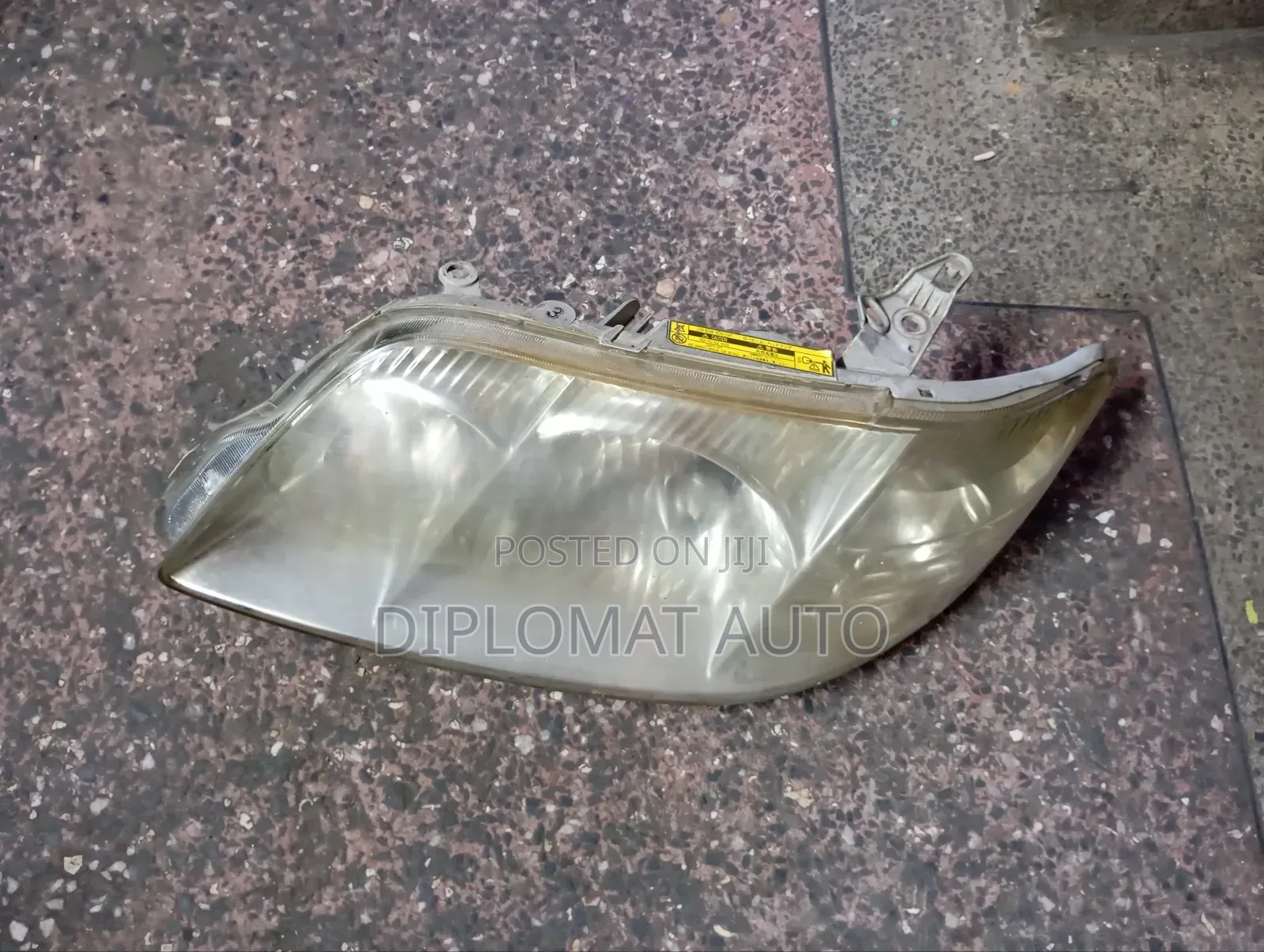 Nze 2005 Headlight Xenon