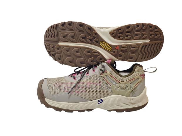 Hiking Shoes - thumbnail 4