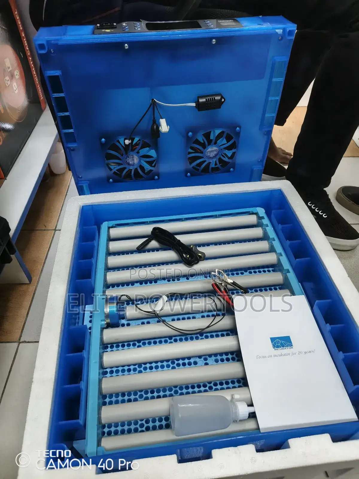 64 Egg Incubator / Egg Incubator