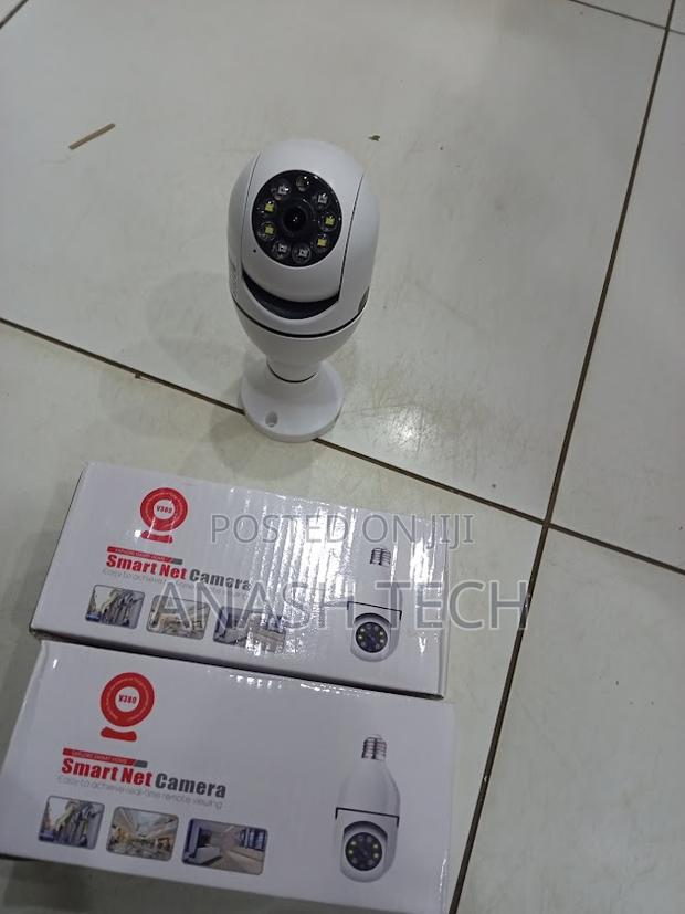 Panoramic PTZ Rotating 2mp Hd Wifi Bulb Security Camera Night Vision - main view