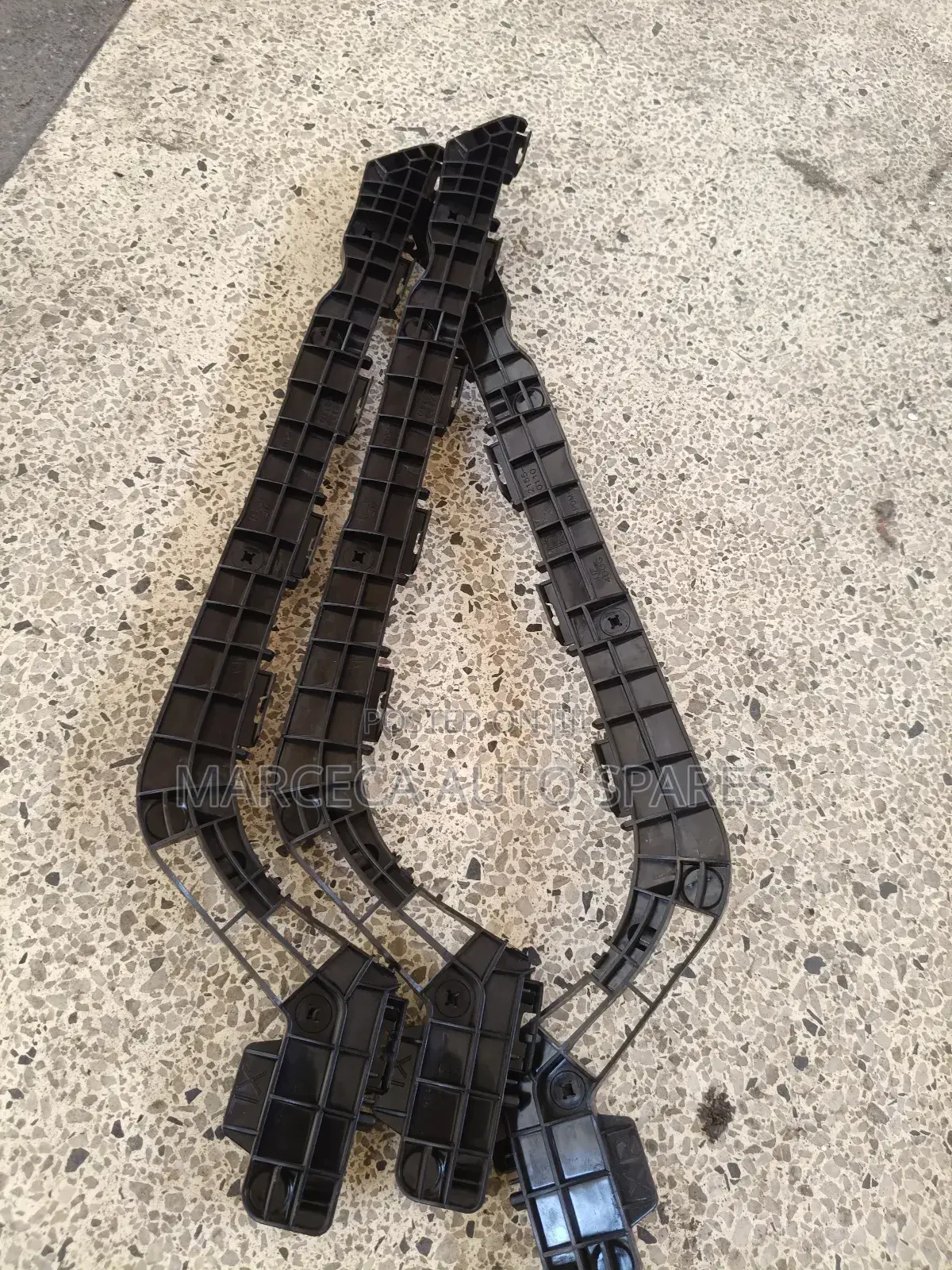 Bumper Slides Lexus 350,450,570.