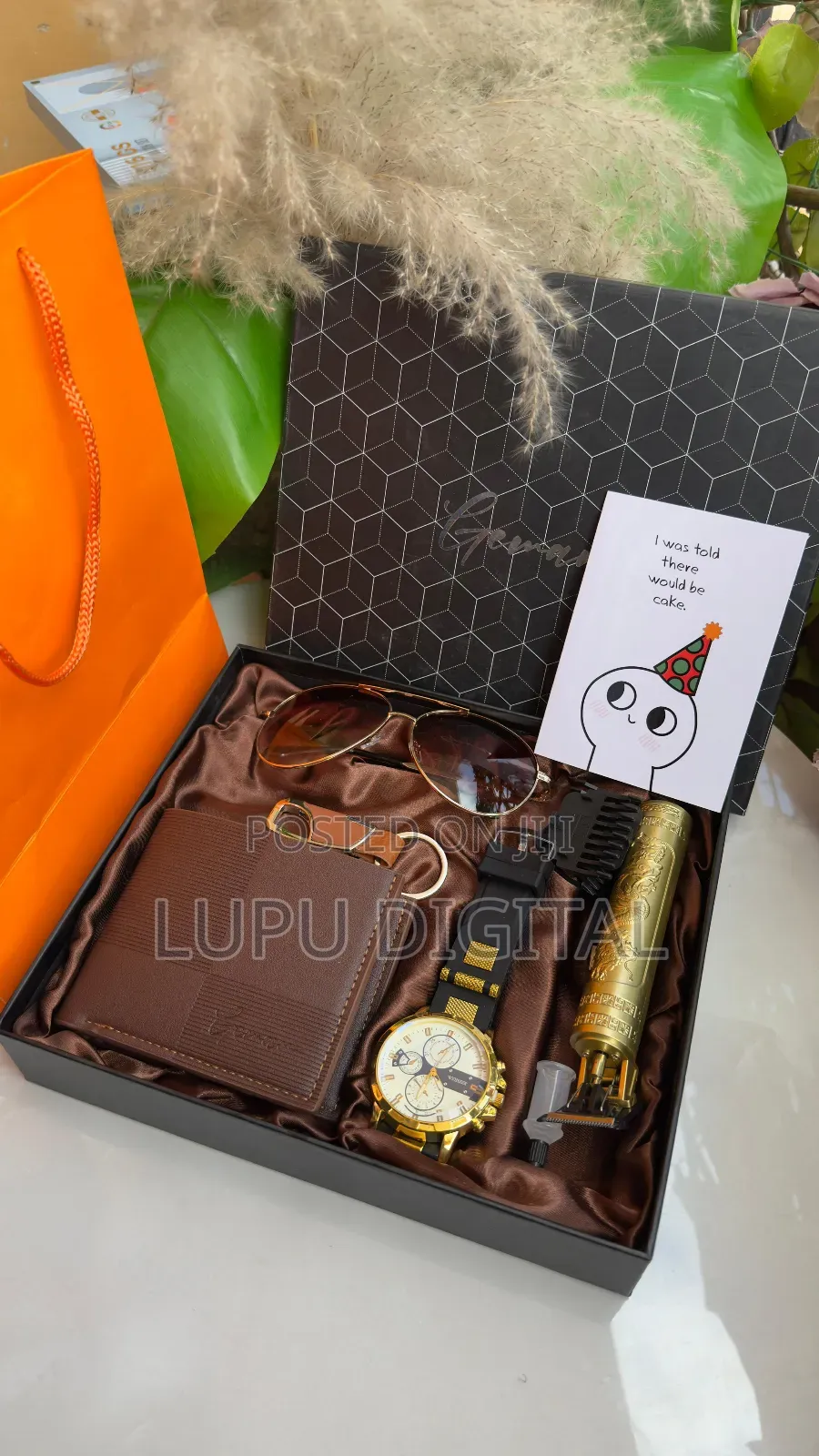 Men Quality Gift Pack With Shaver