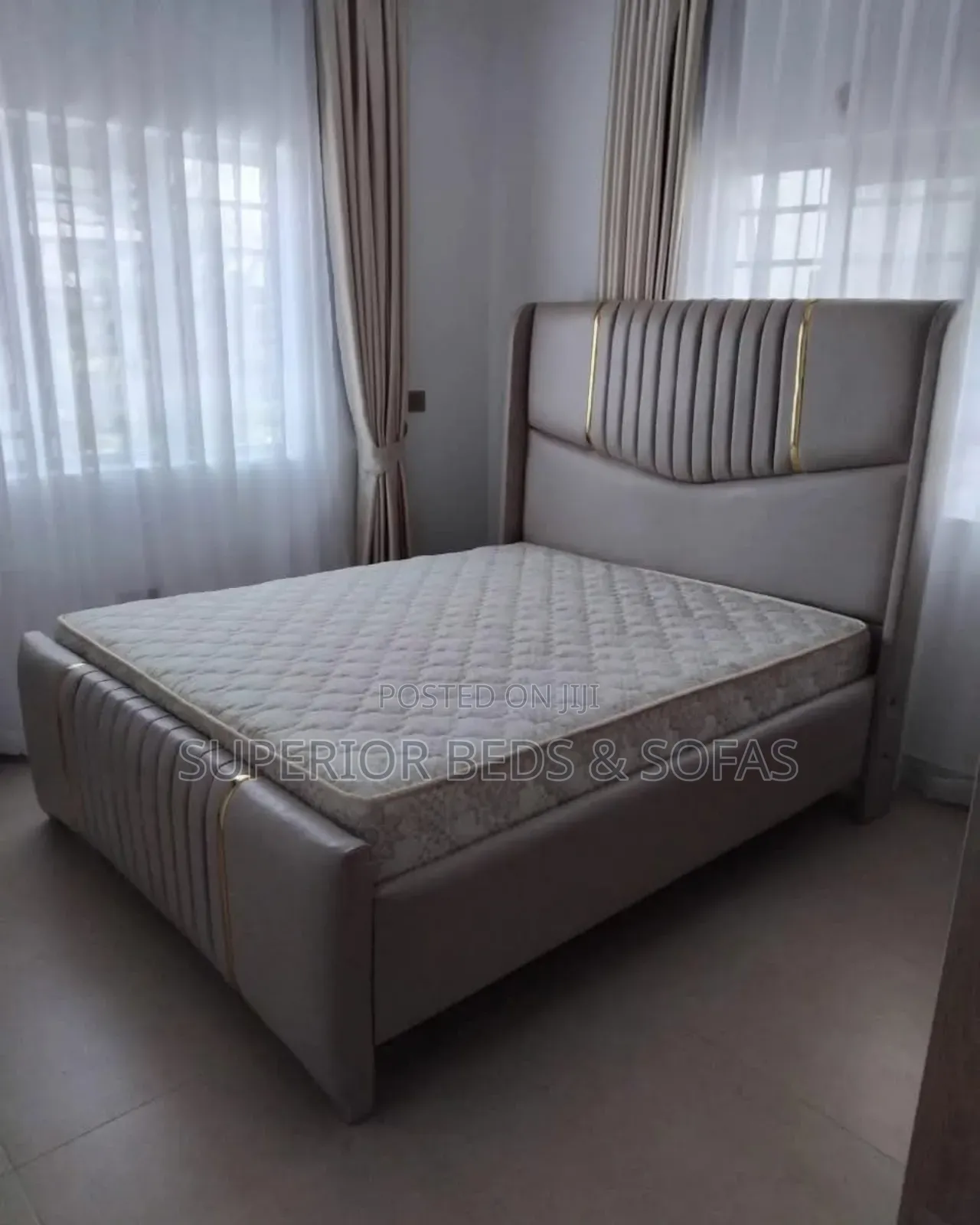 Gold Trim Panel Bed 5 *6, (6*6 Also Available.)