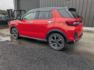 Daihatsu Rocky 2019 Red
