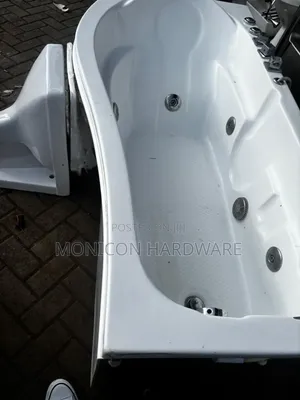 Classic Jacuzzi 170cm by 70cm