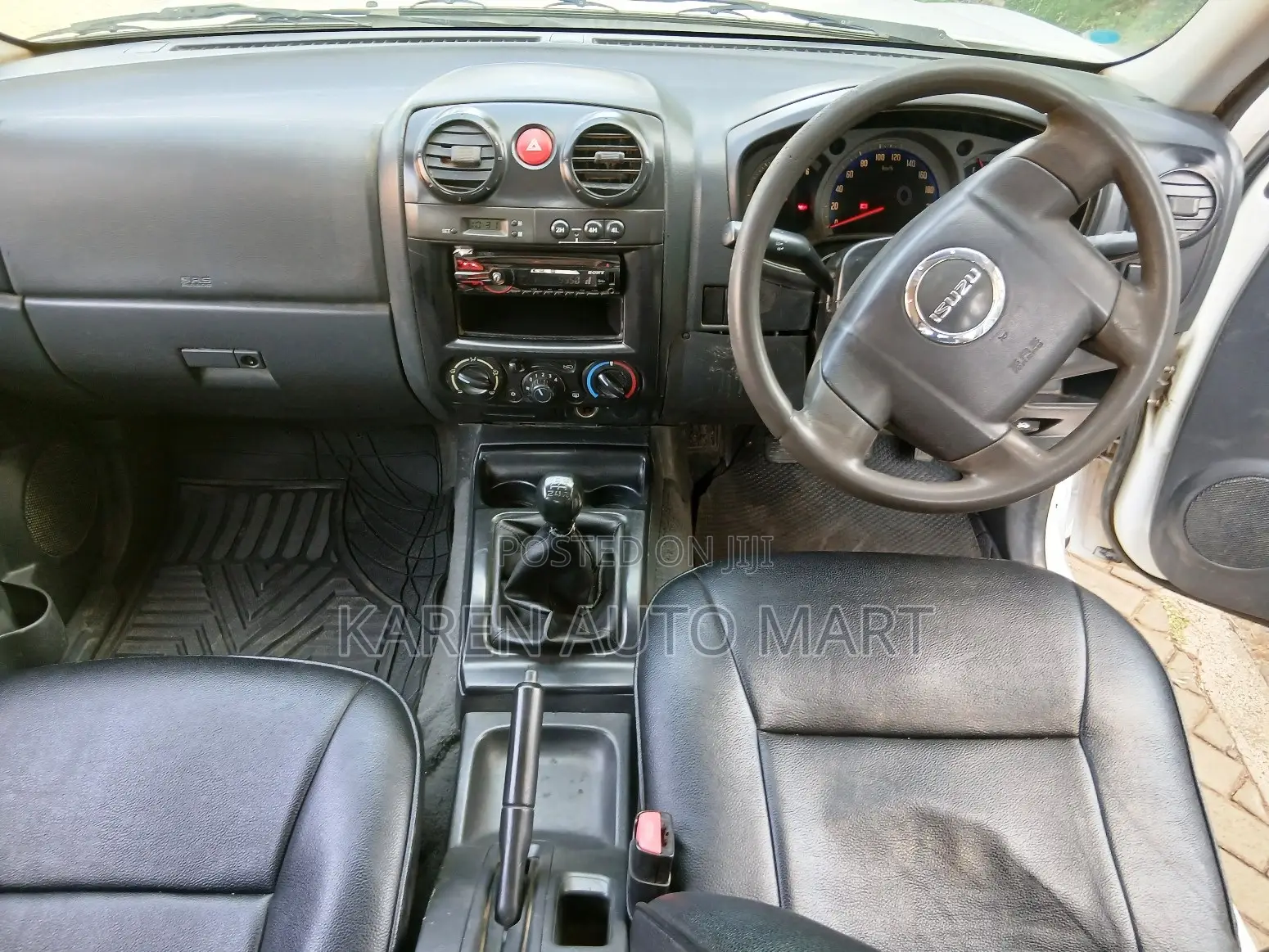 Isuzu D-MAX 2010 White
