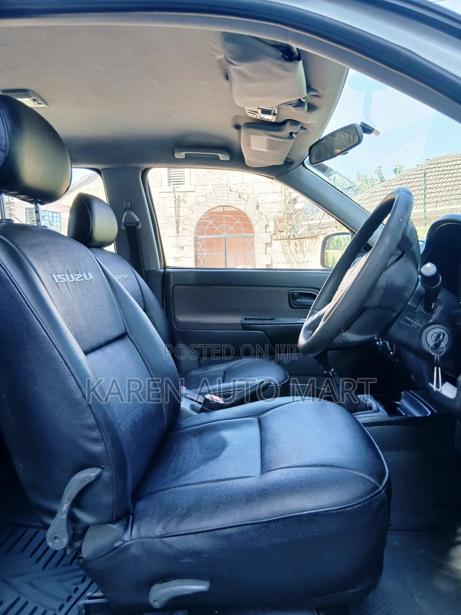 Isuzu D-MAX 2010 White