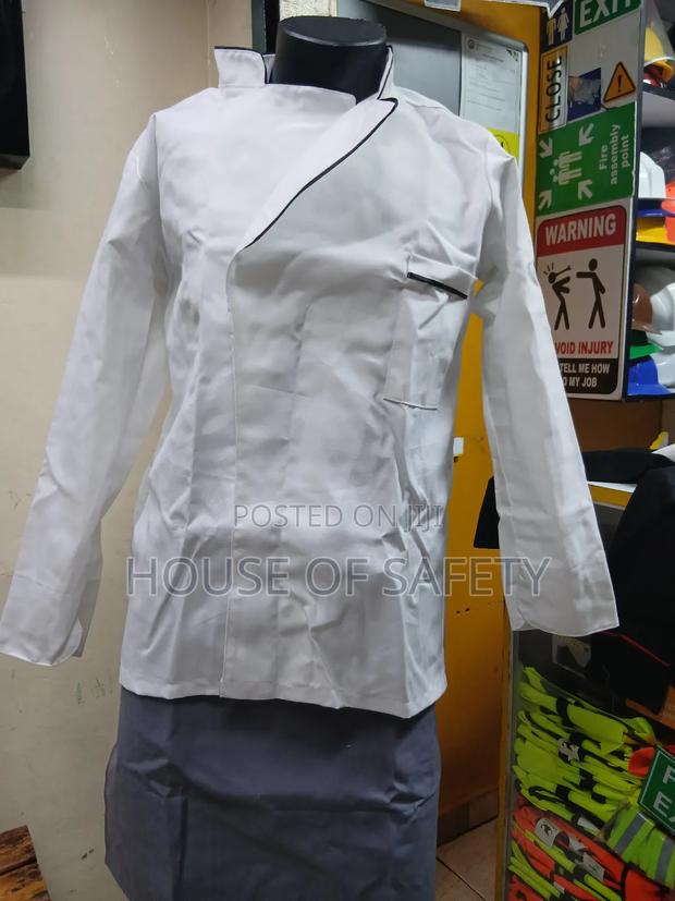 Chefcoats That Hide Spills During Work - thumbnail 2