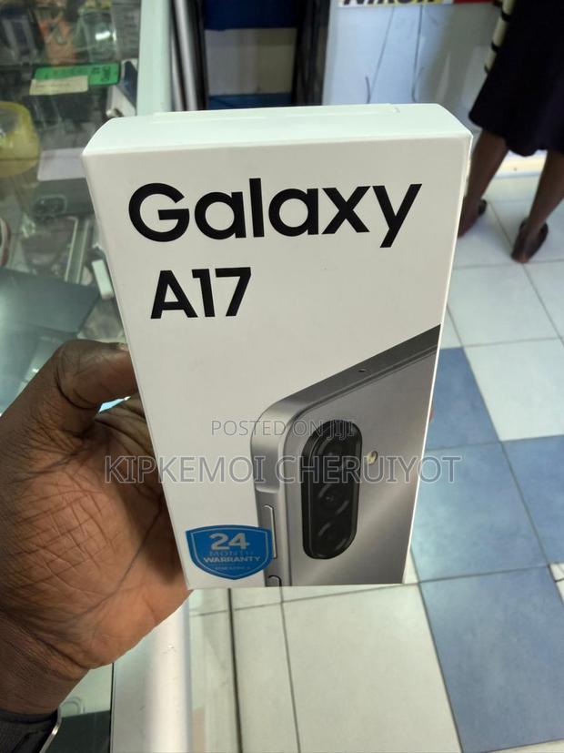 New Samsung Galaxy A17 128 GB Black - thumbnail 2