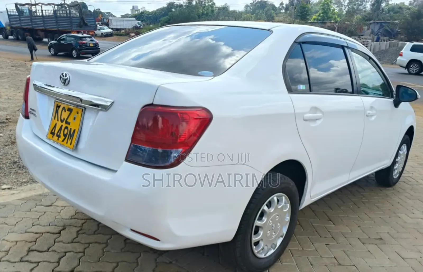 Toyota Axio 2010 White