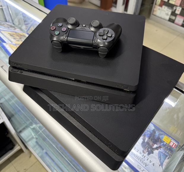 Ready to Used Chipped Ps4 Slim - thumbnail 4