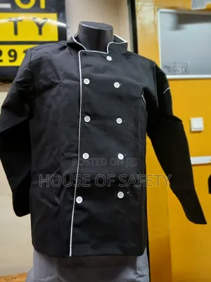 Chef Coats With Yoes in High-Stress Areas