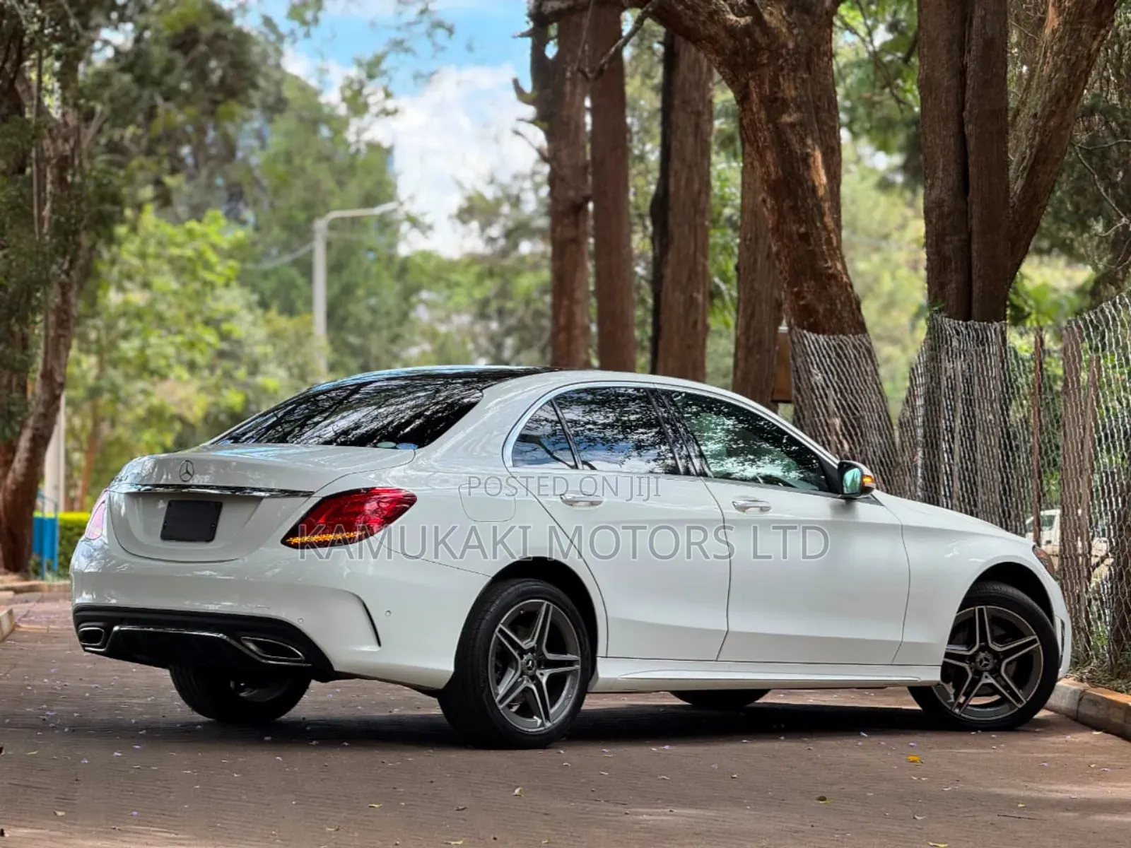 Mercedes-Benz C200 2018 White