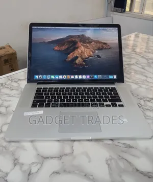Laptop Apple MacBook Pro 2015 16GB Intel Core I7 HDD 512GB