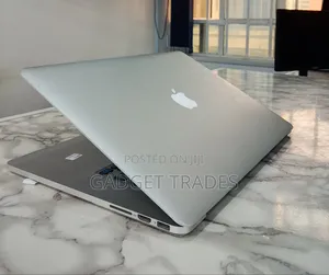 Laptop Apple MacBook Pro 2015 16GB Intel Core I7 HDD 512GB