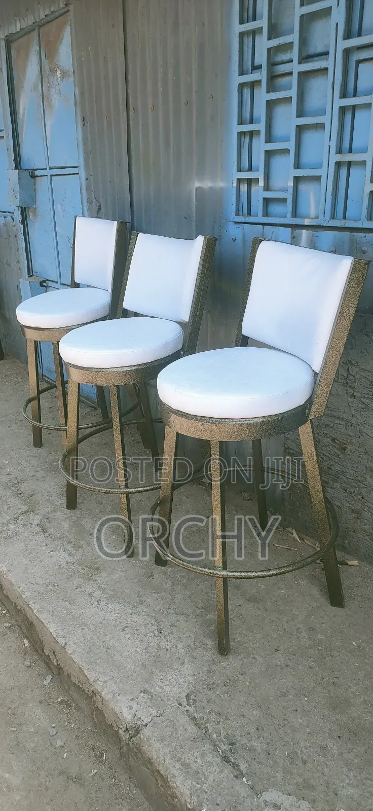 Bar And Restaurant Seats