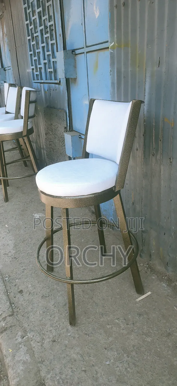 Bar And Restaurant Seats