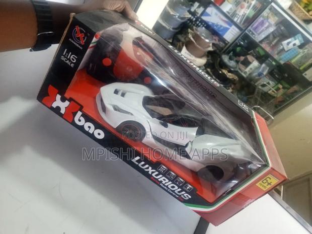X Bao Luxurious Remote Control Car - thumbnail 3