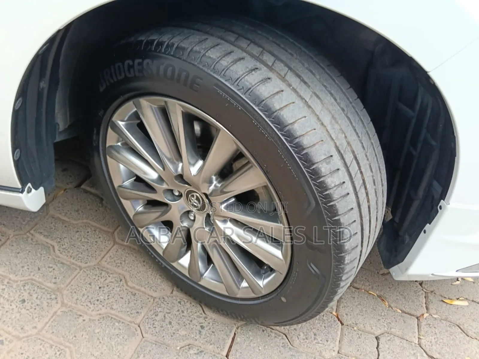 Toyota Harrier 2018 White