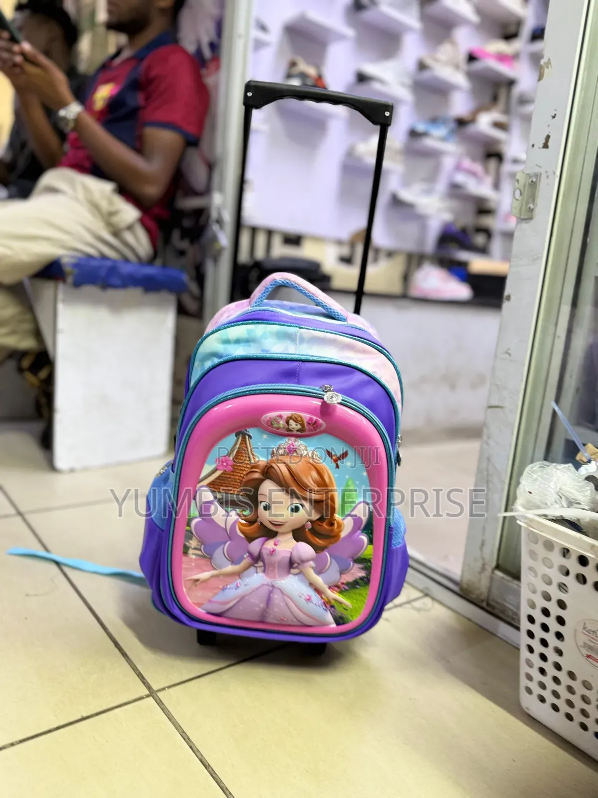 Inbuilt Trolley School Bags at 2000 for School Kids