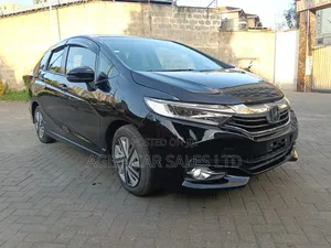 Honda Fit Shuttle 2018 Black