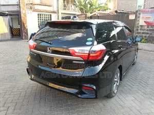 Honda Fit Shuttle 2018 Black