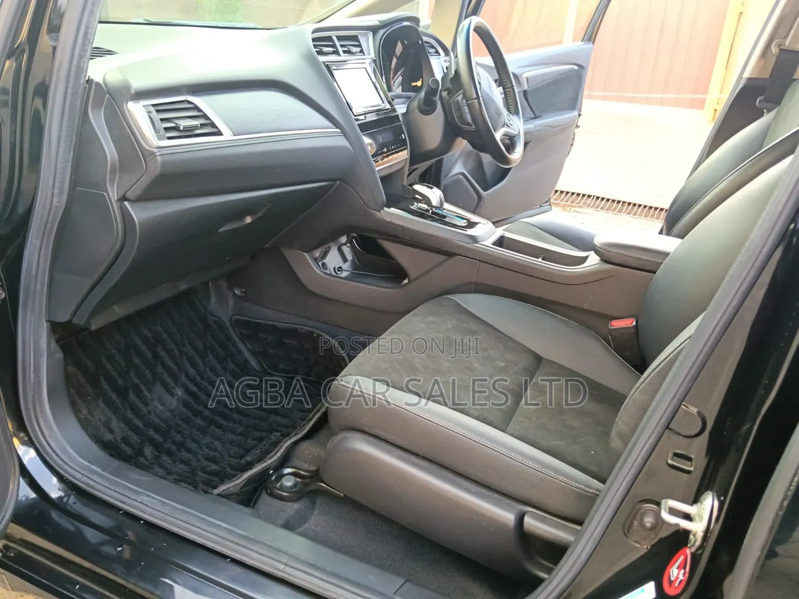 Honda Fit Shuttle 2018 Black