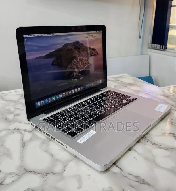 Laptop Apple MacBook Pro 4GB Intel Core 2 Duo HDD+SSD 256GB