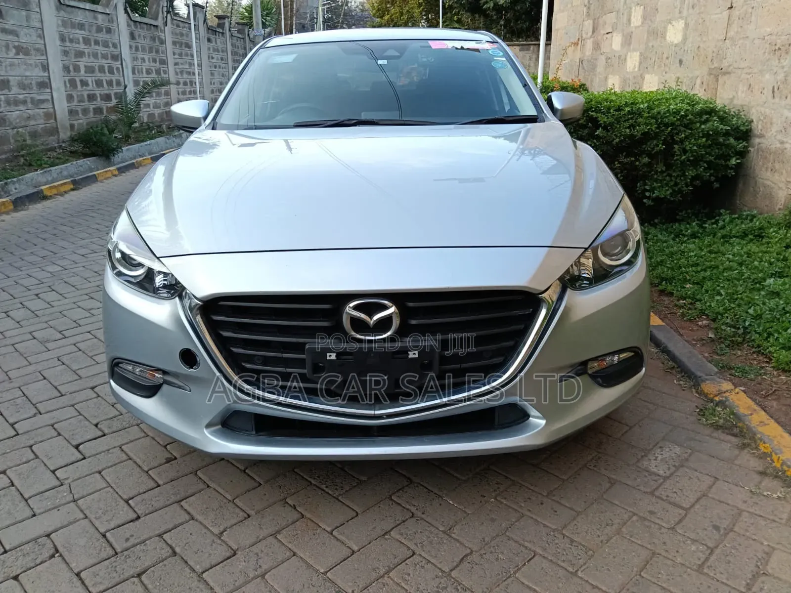 Mazda Axela 2018 Silver