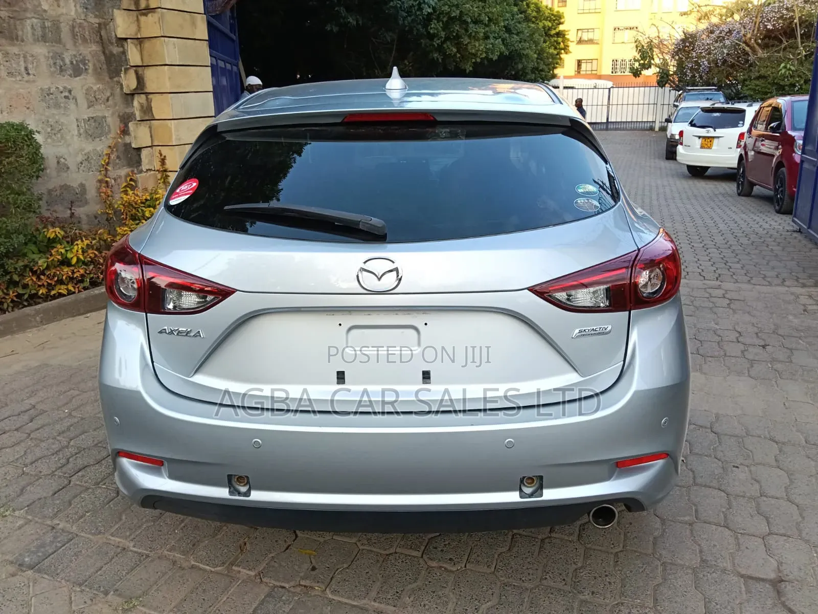 Mazda Axela 2018 Silver